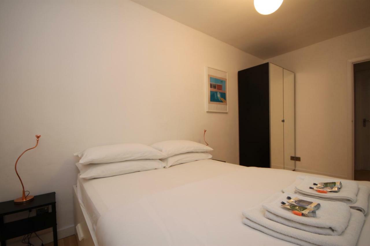 לונדון Camden Town Spacious 2 Bedroom Apartment - Sleeps 5 Guests! מראה חיצוני תמונה